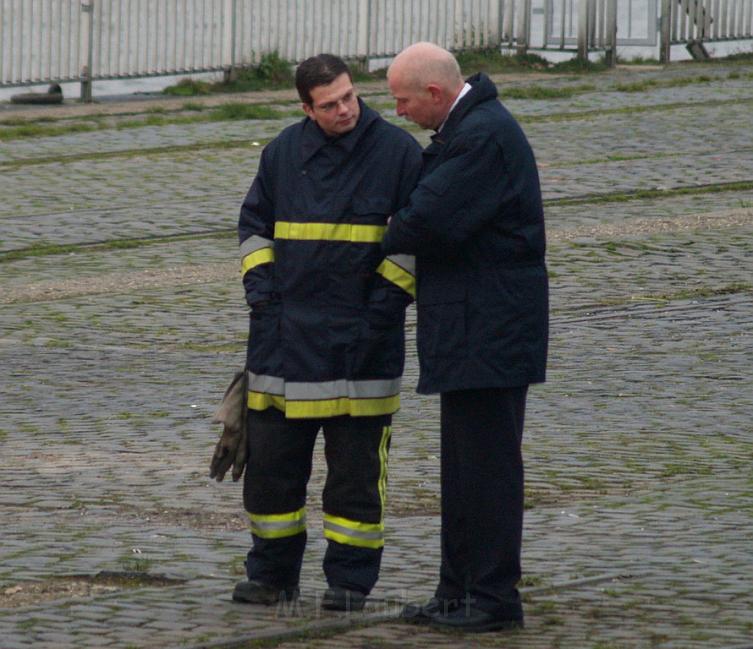Neue LF`s fuer Koeln Uebergabe in Koeln Deutz an den Wachen  P131.JPG